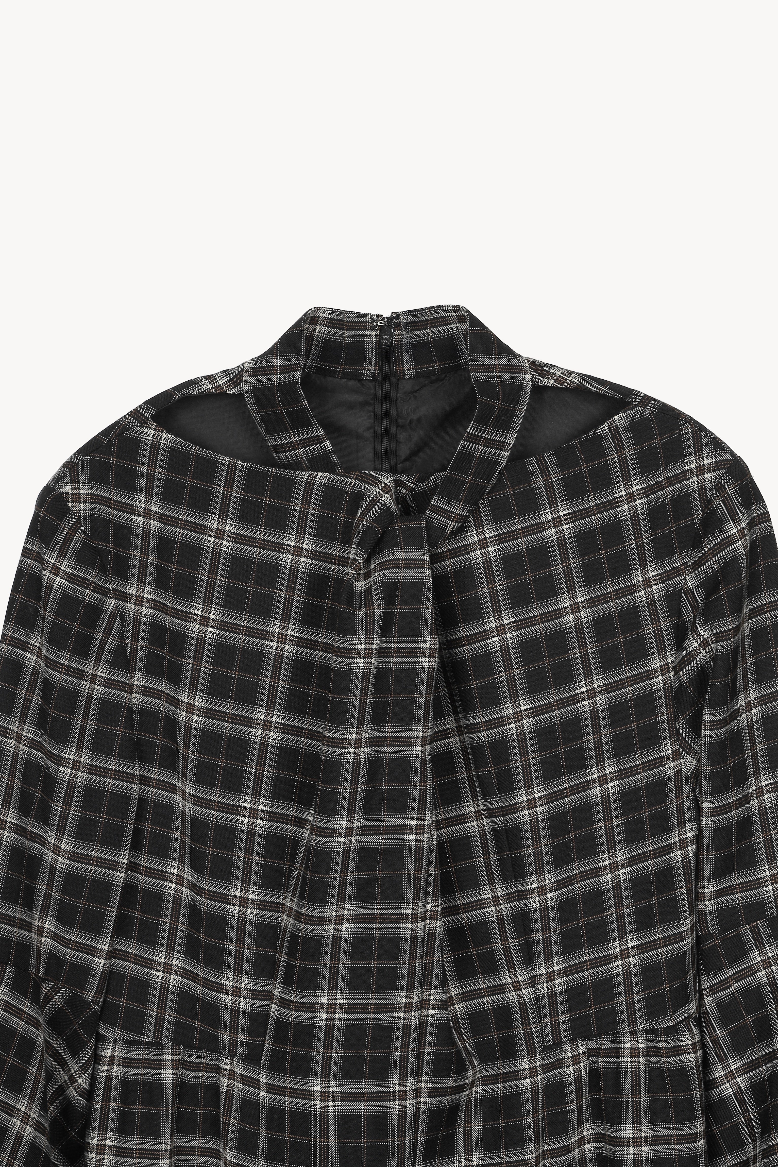 cross tuck check one-piece – Acka online store