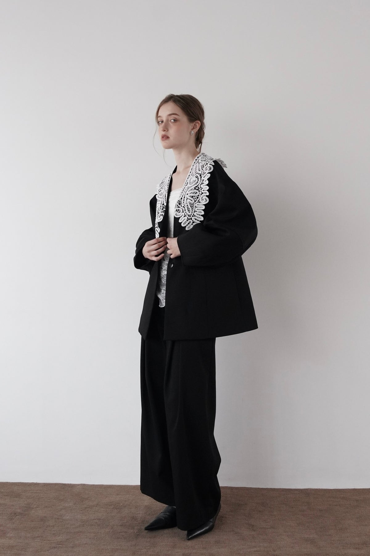 lace collar jacket