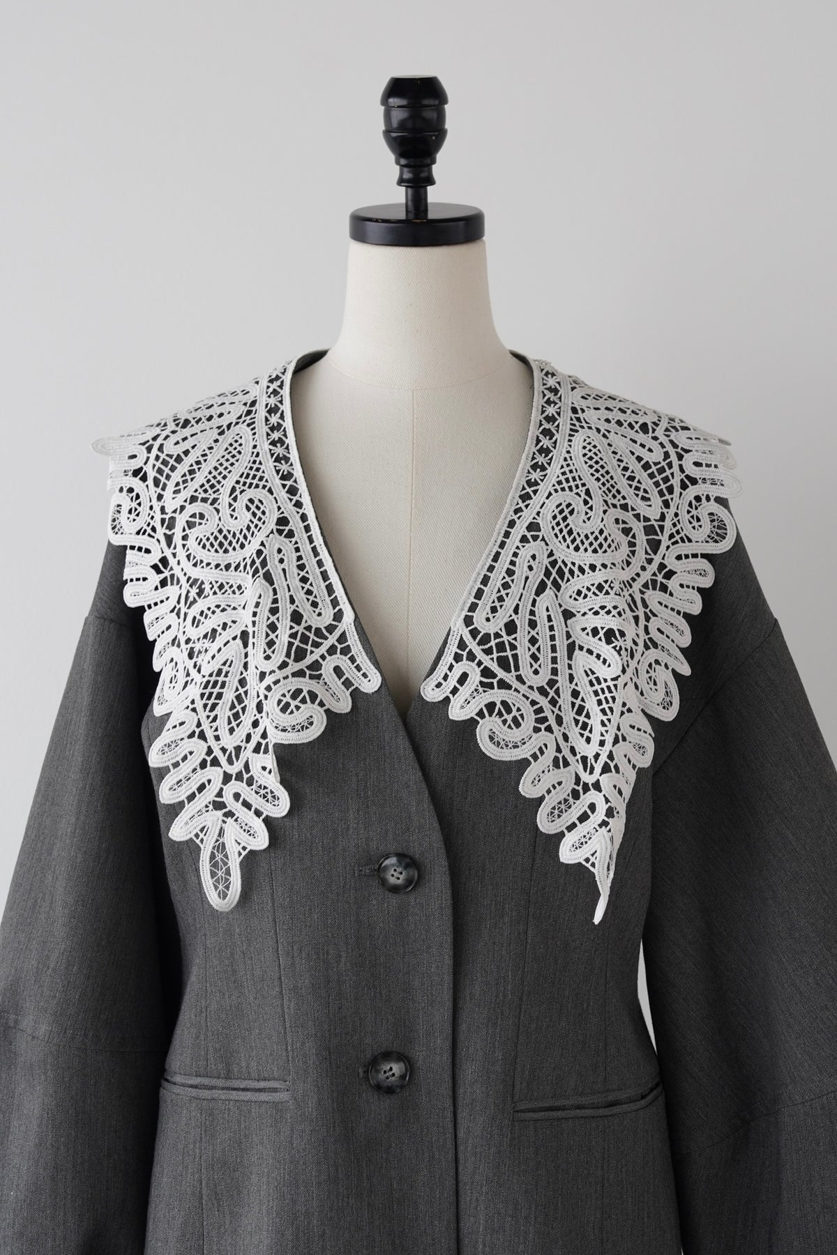 lace collar jacket