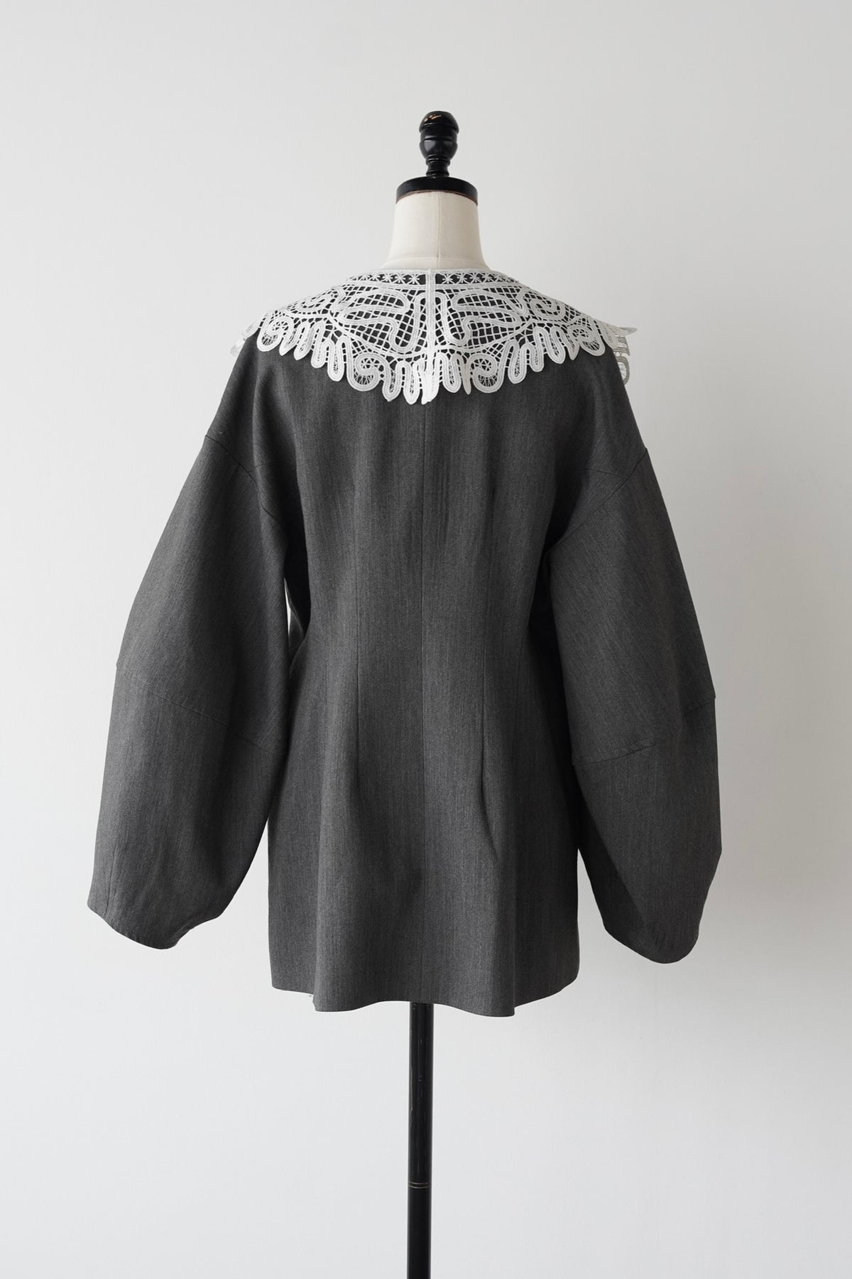 lace collar jacket
