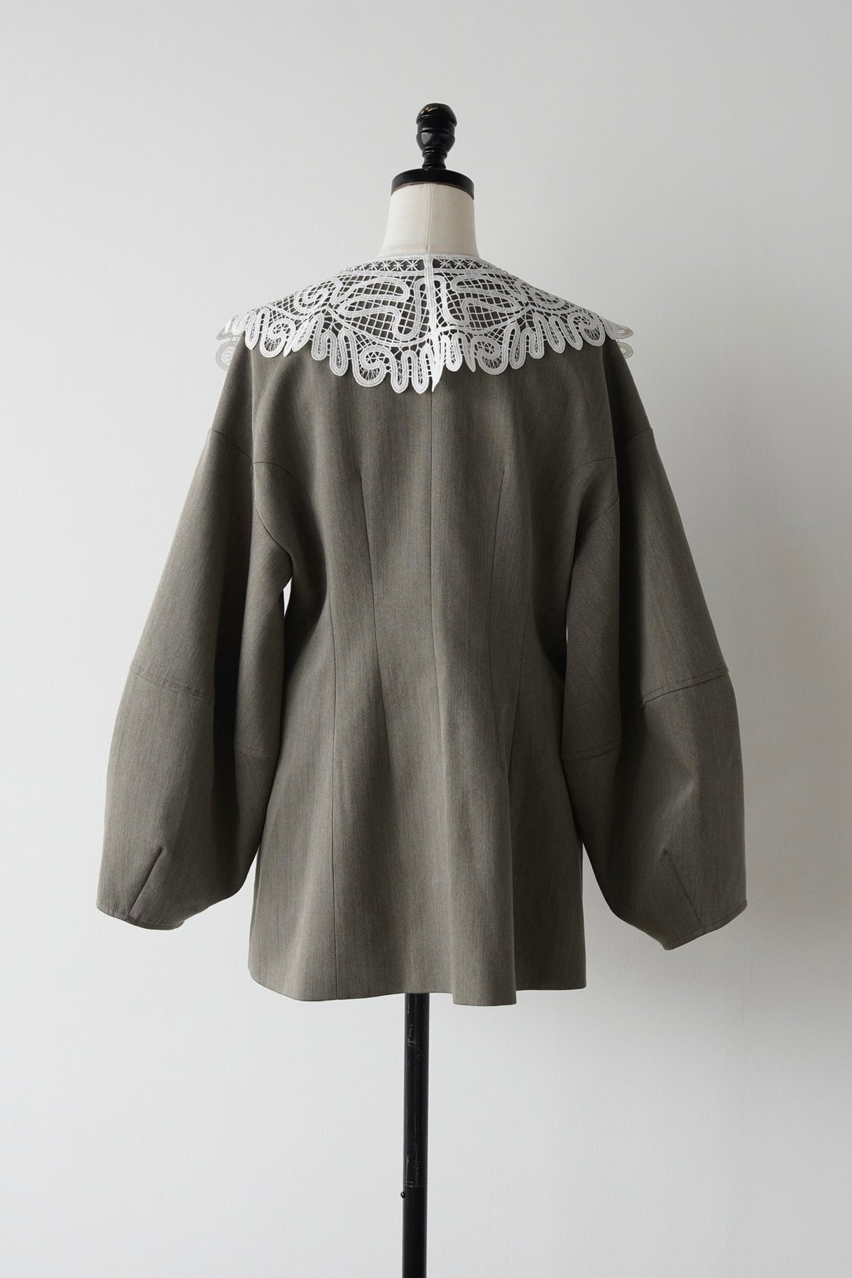 lace collar jacket