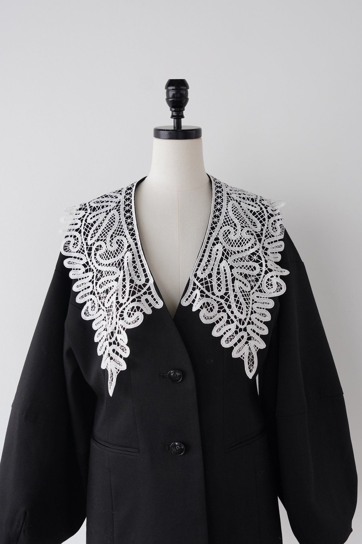 lace collar jacket