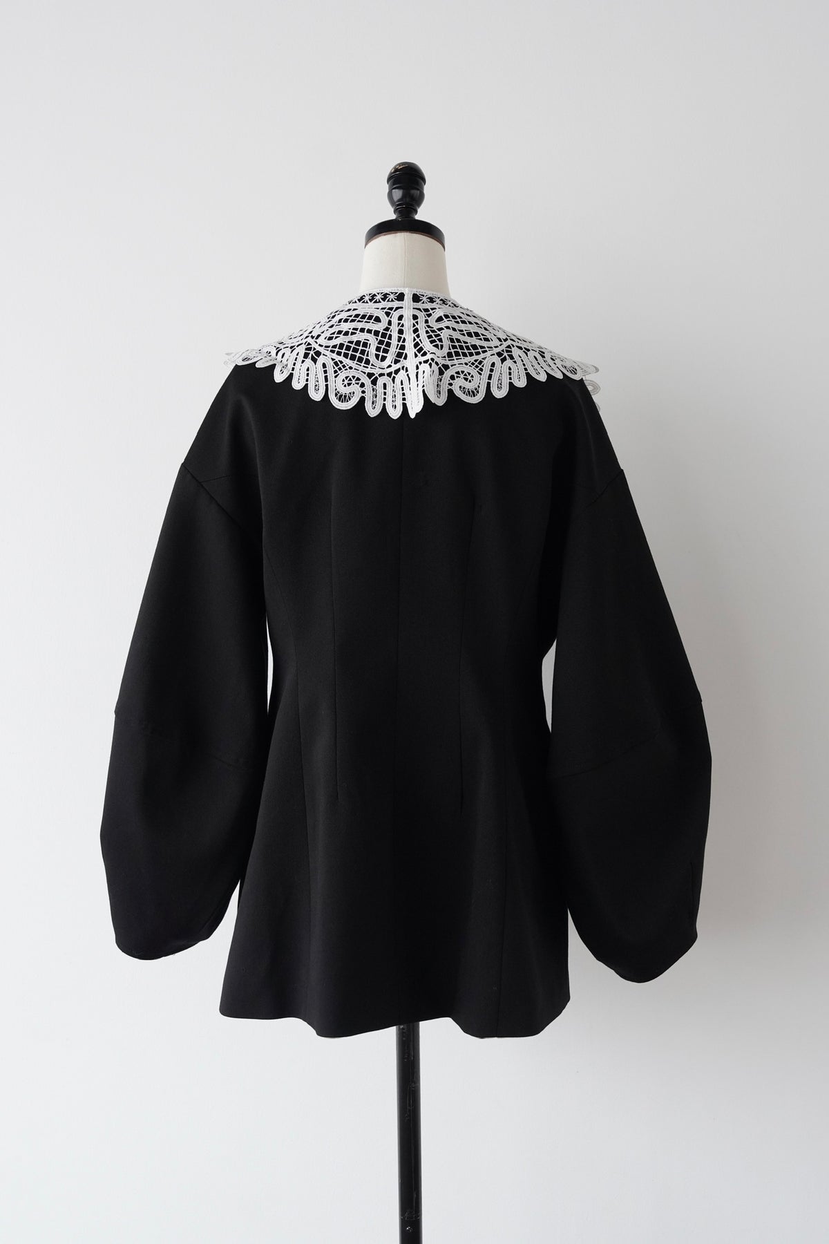 lace collar jacket