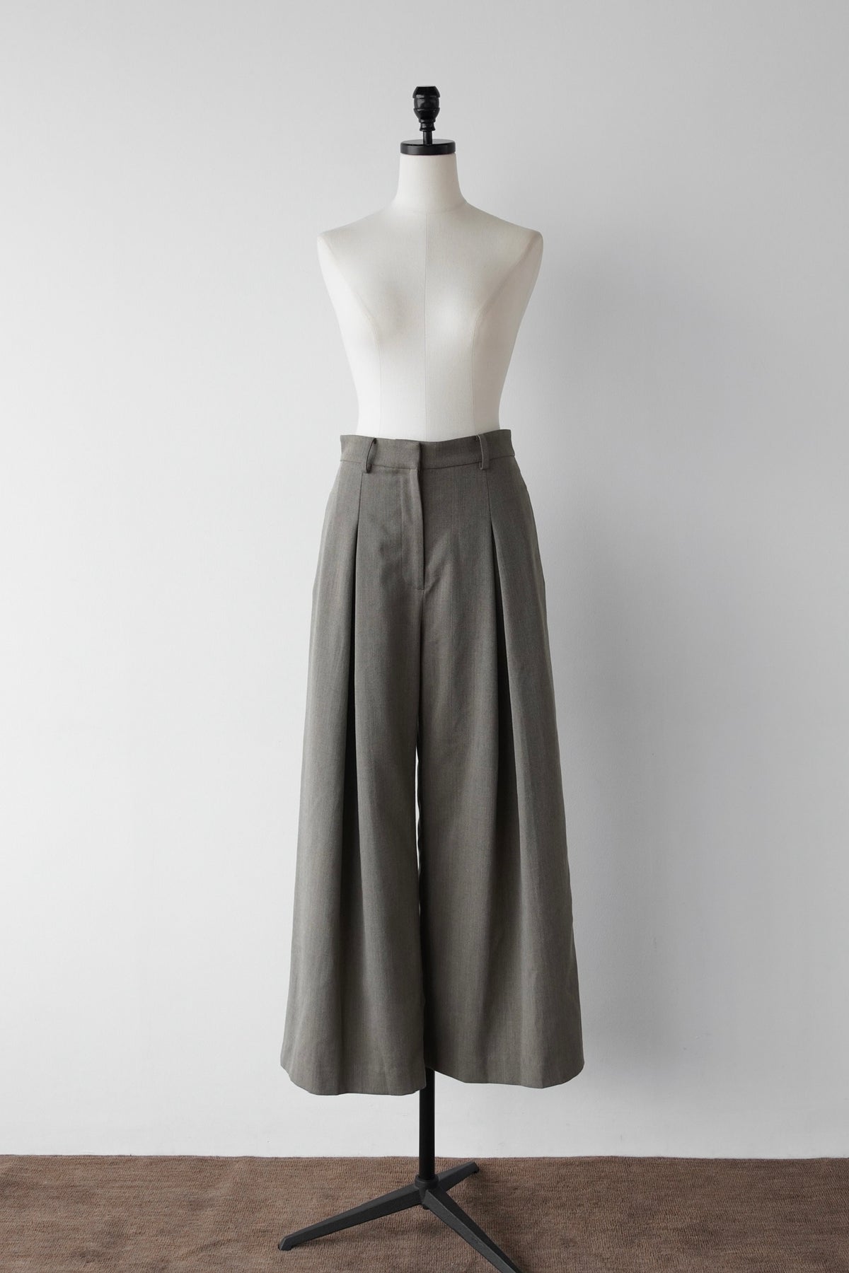 tailored wide slacks
