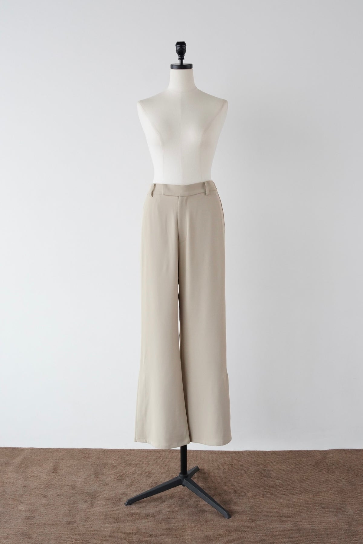 soft flare semi pants