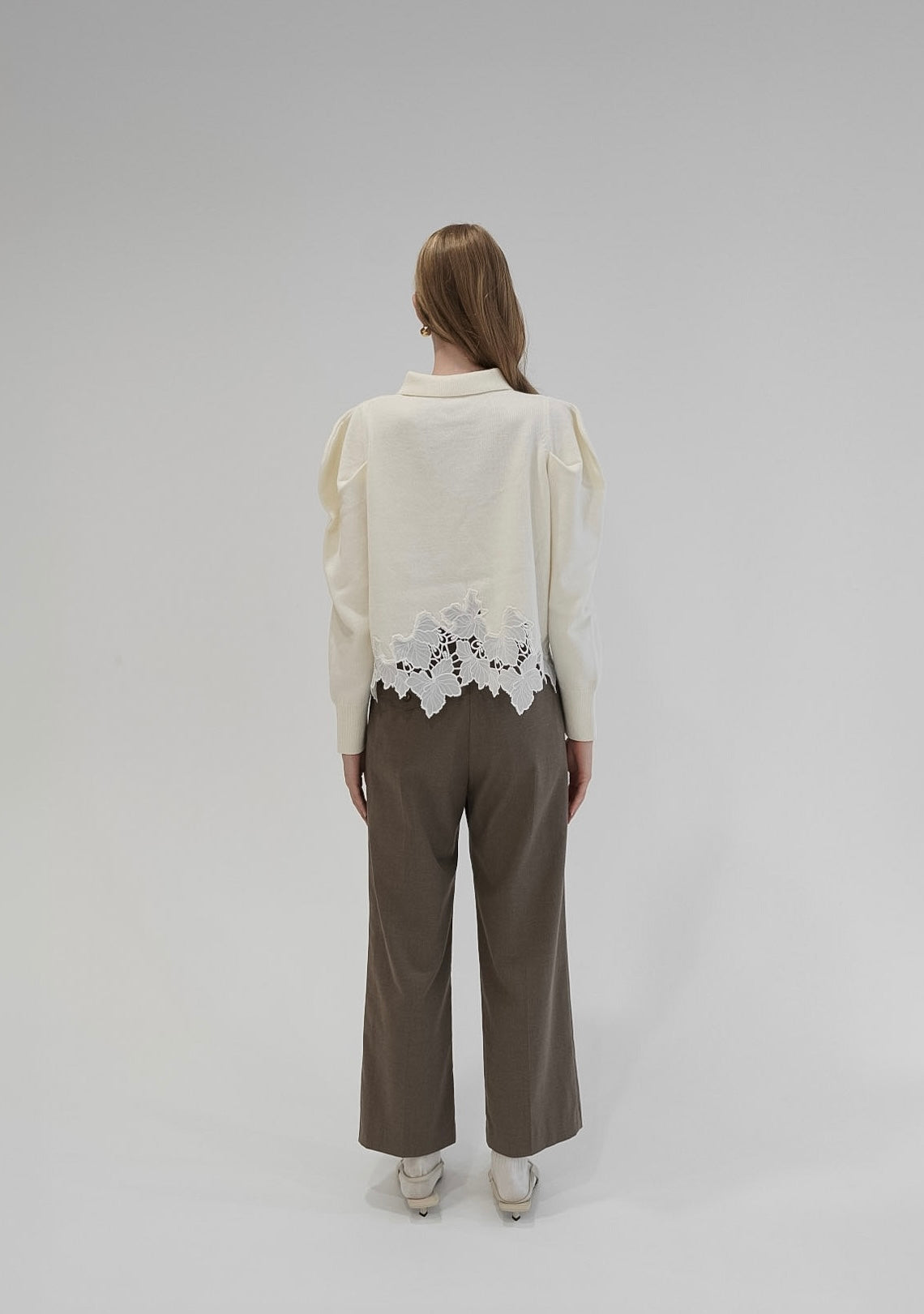 lace hem collar knit