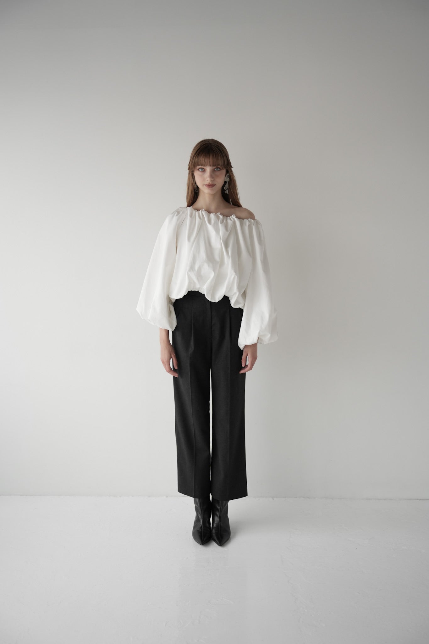 volume balloon blouse