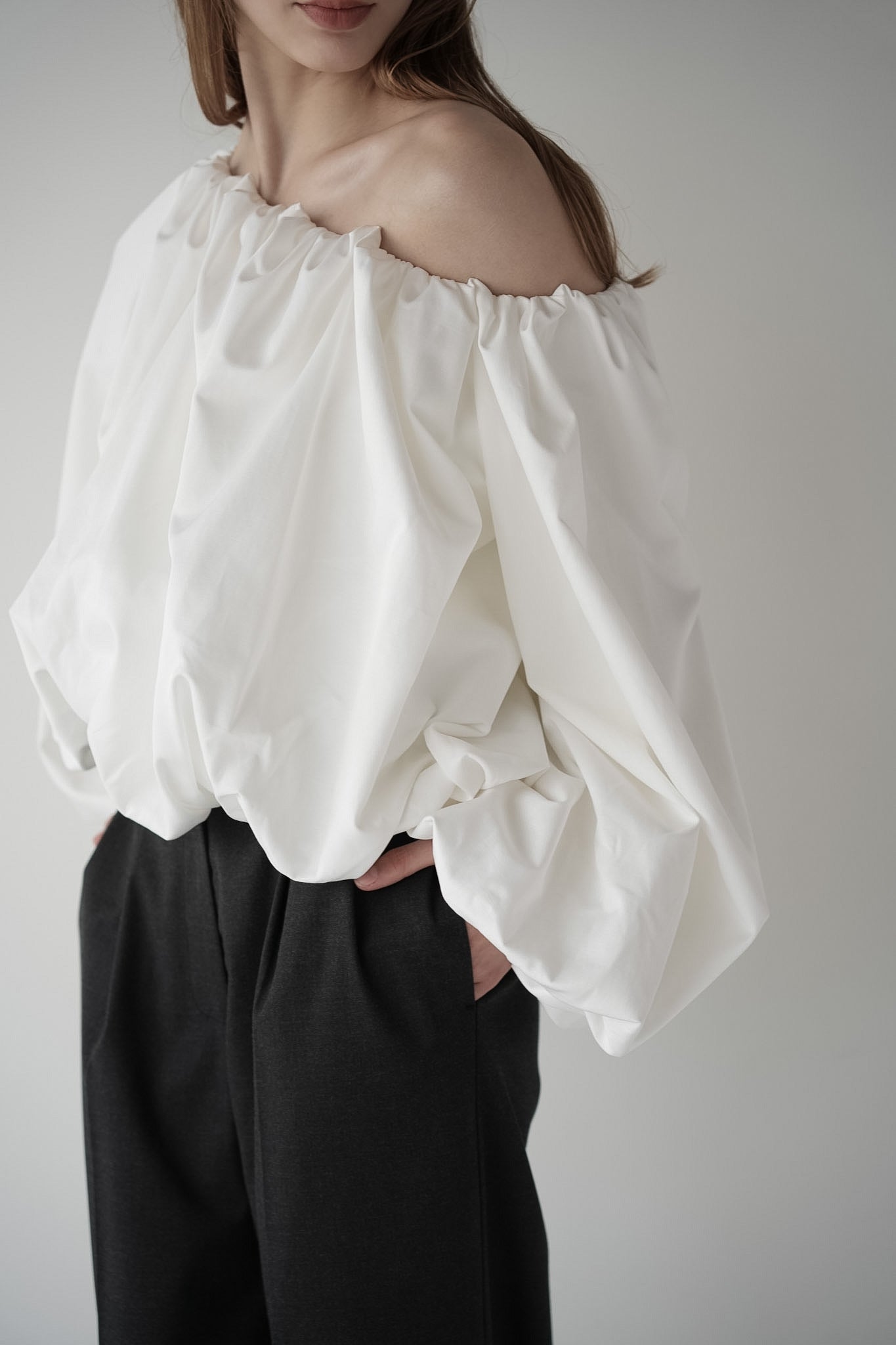 volume balloon blouse