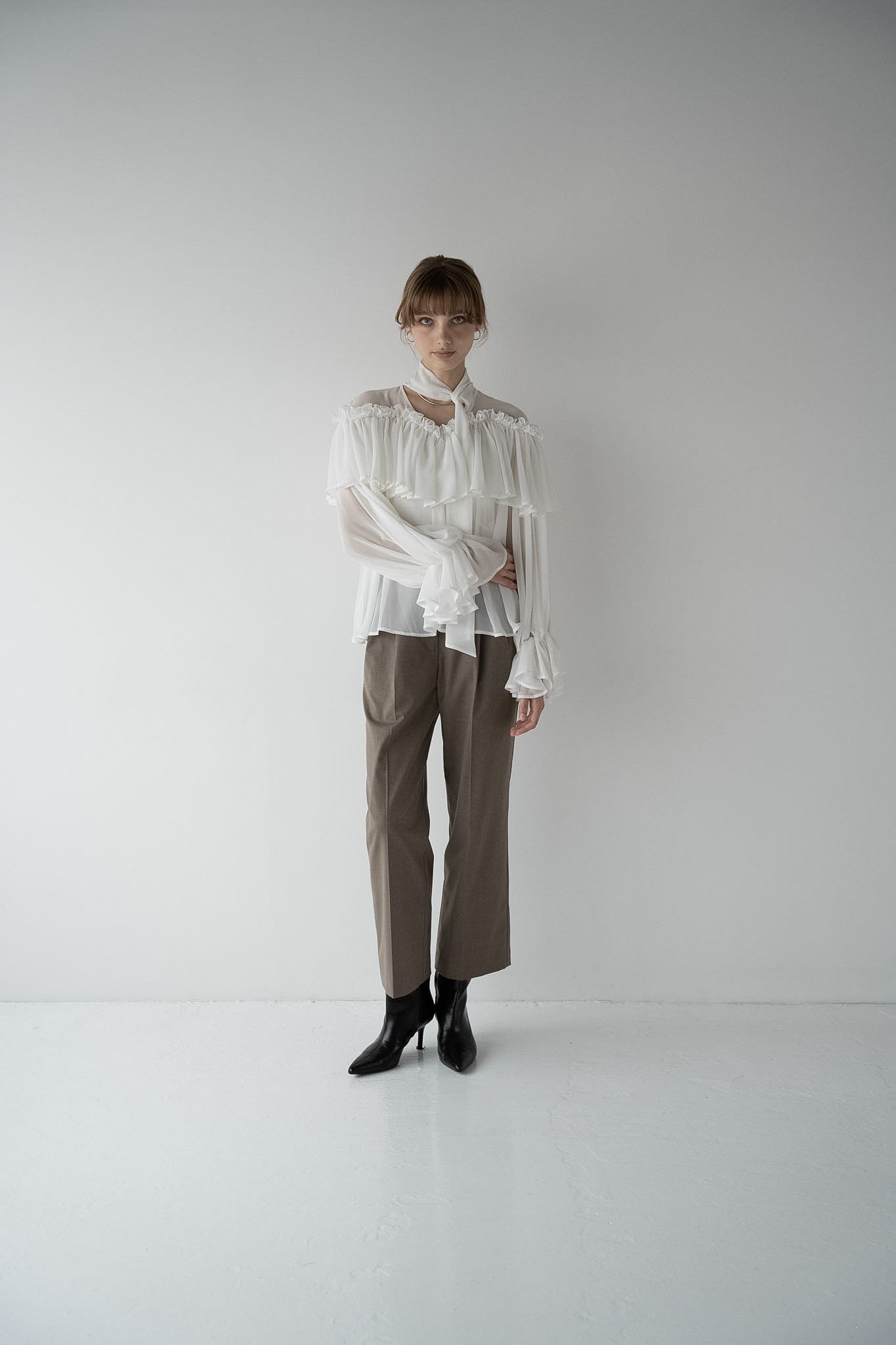 mannish tuck slacks