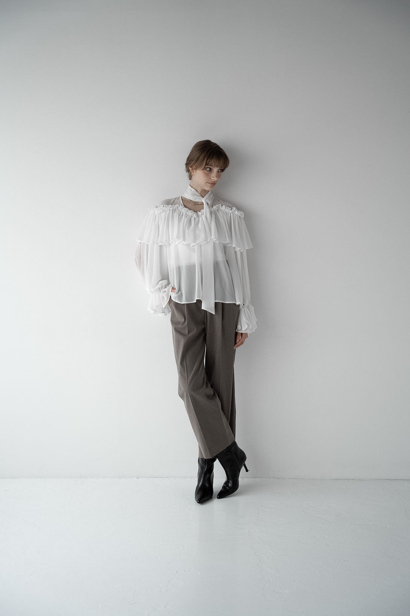 mannish tuck slacks