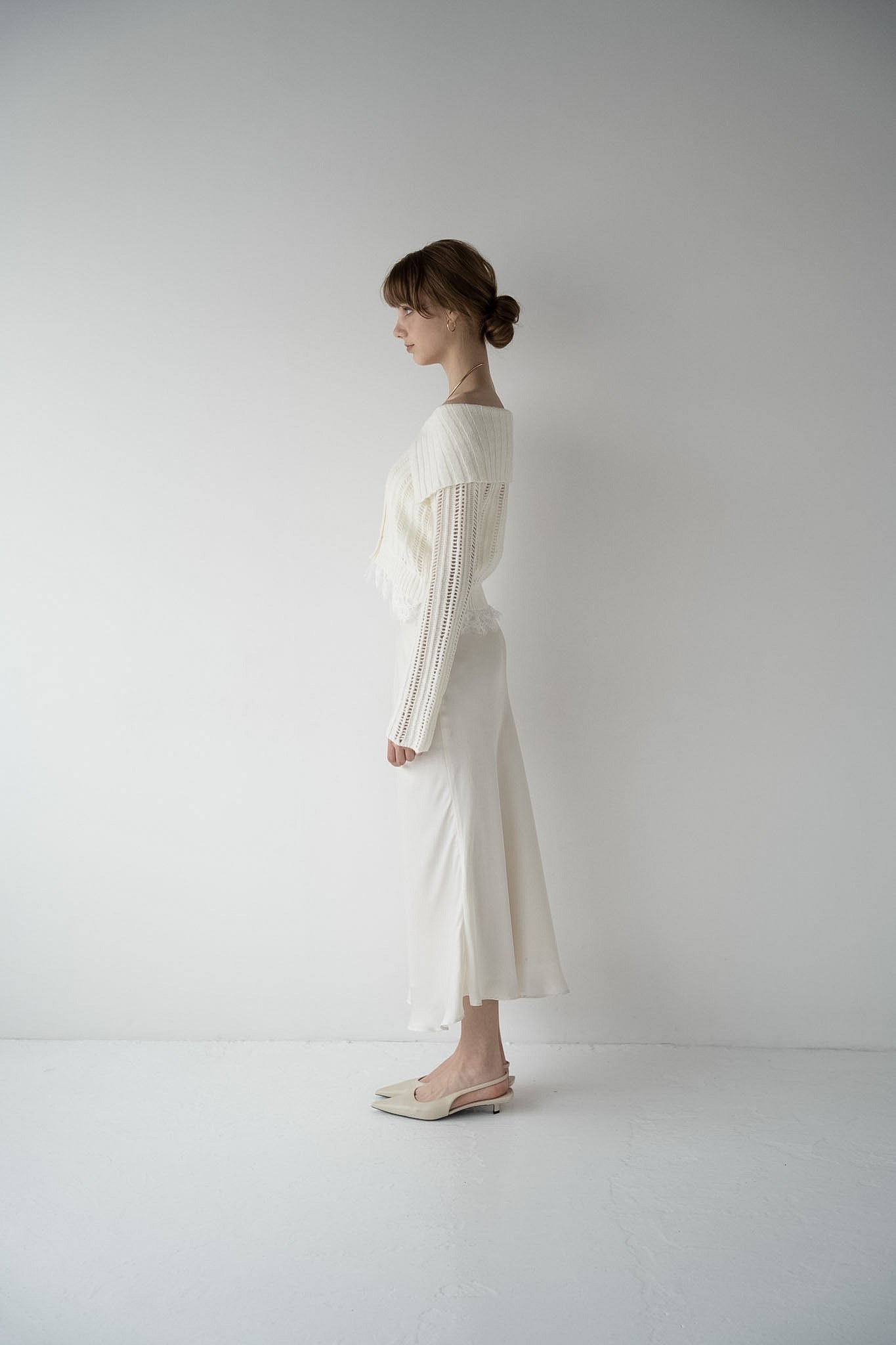 lace hem cable knit