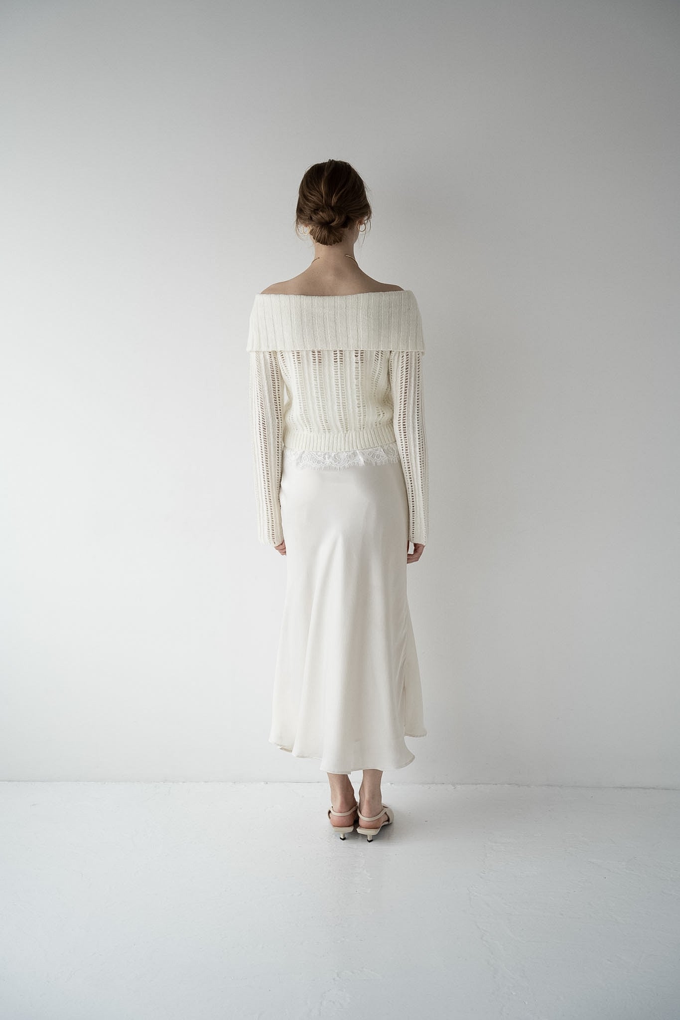 lace hem cable knit