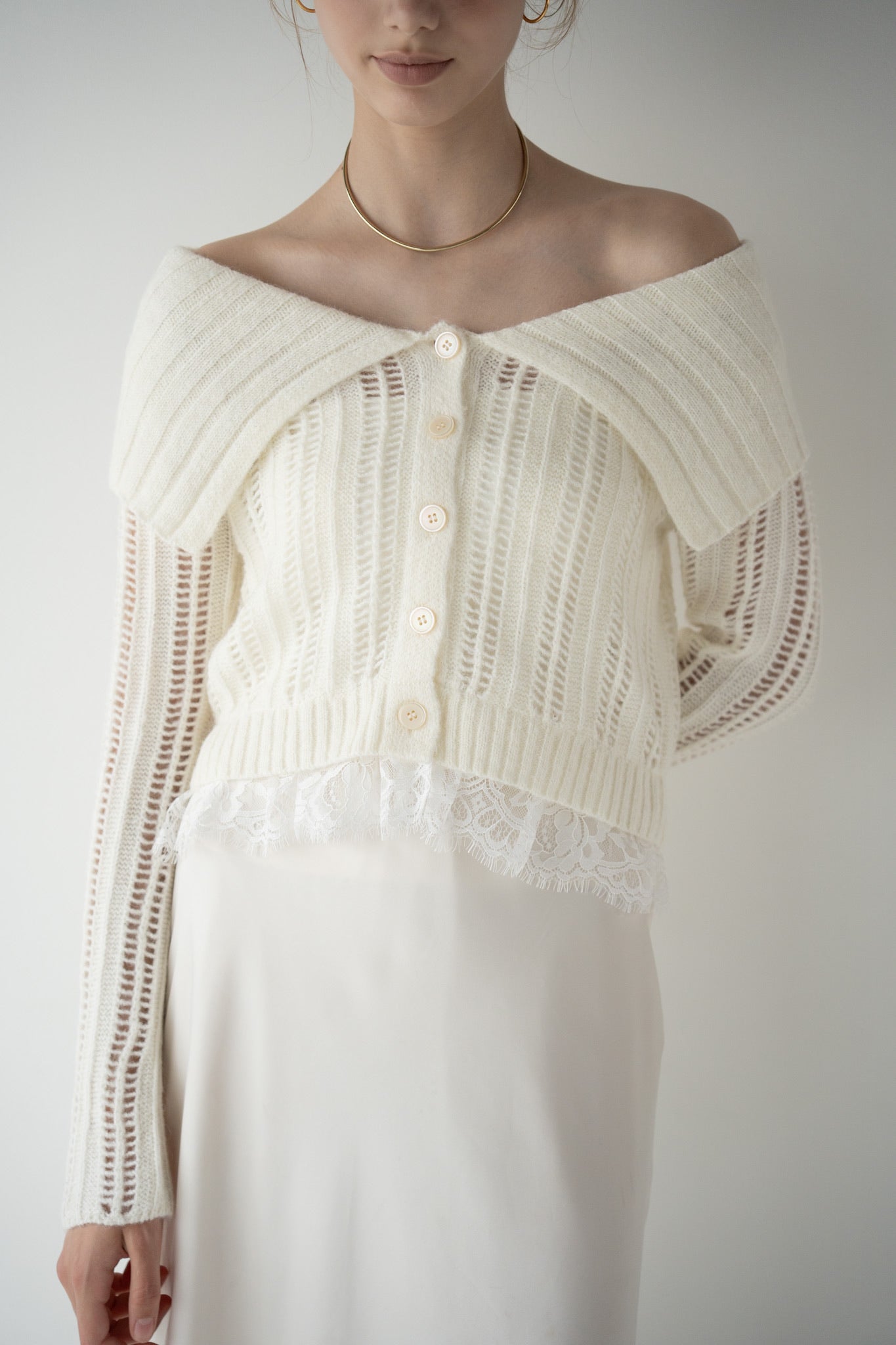 lace hem cable knit