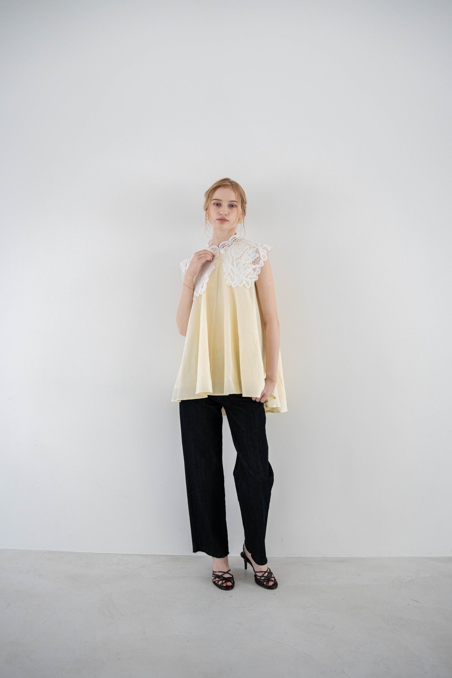 classic lace collar tops